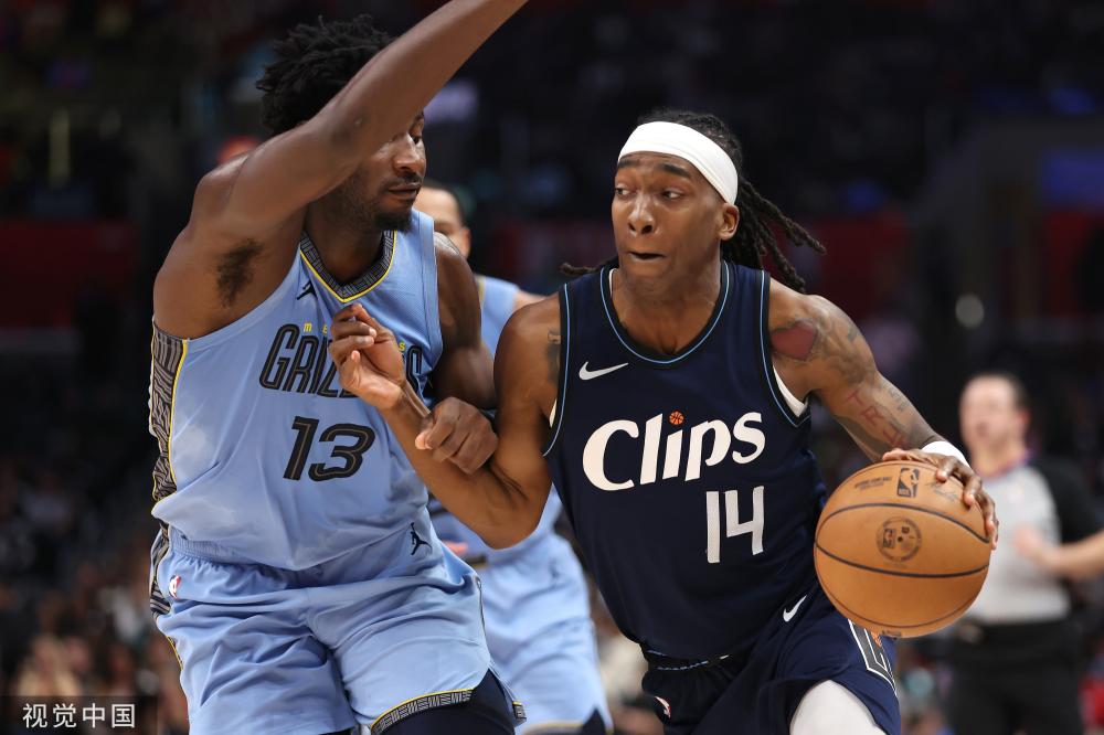 轻队员的出 轻队员的出