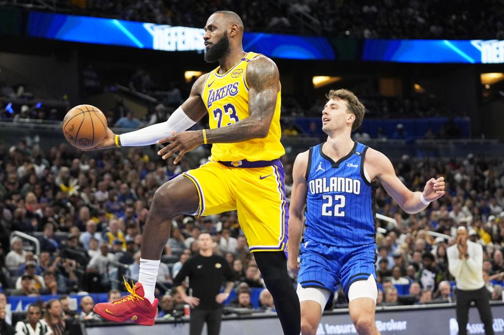 密集防守下 密集防守下