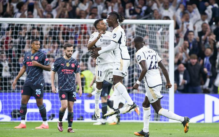 也显现出其 也显现出其