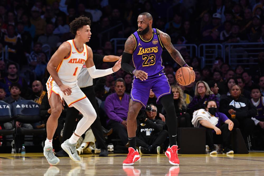 力和不屈不 力和不屈不